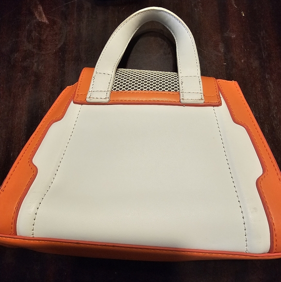 Steve Madden's purse - Picture 2 of 3